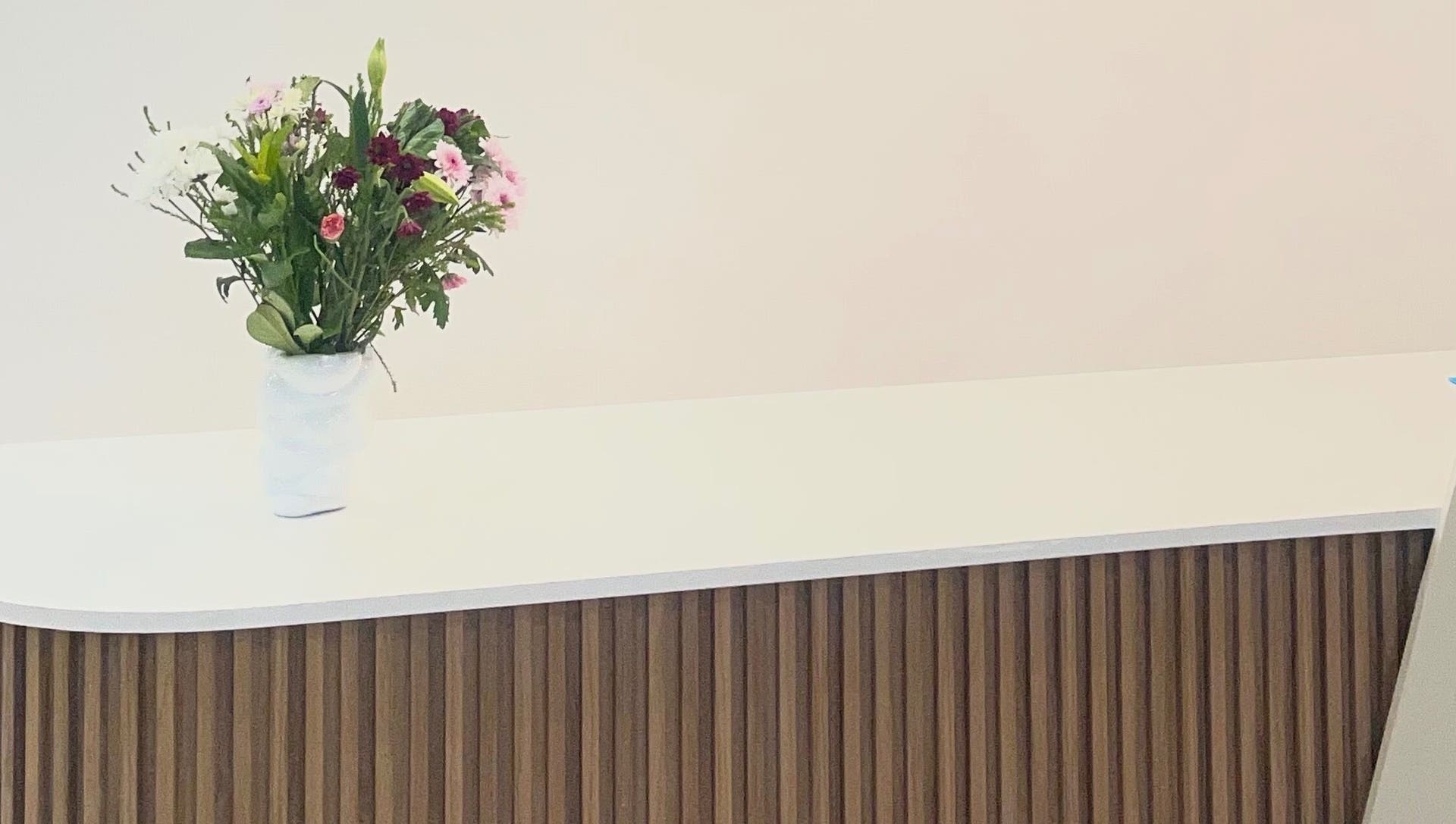 PORÈ Aesthetic Clinic reception and treatment environment