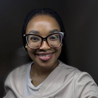 Mpumi, Skin Therapist at PORÈ Aesthetic Clinic